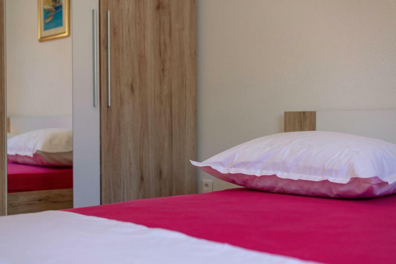 Luxury Apartment Nora Подстрана Экстерьер фото