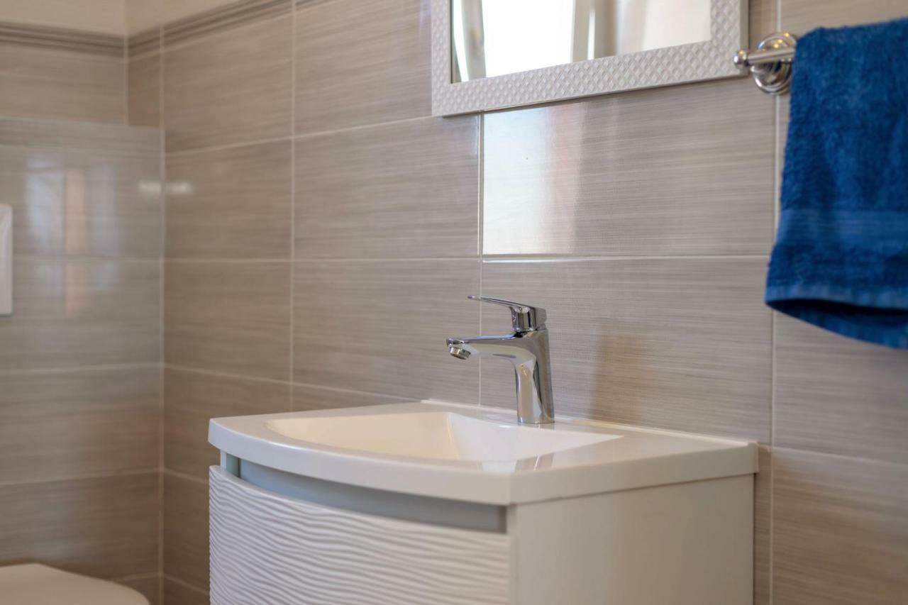 Luxury Apartment Nora Подстрана Экстерьер фото