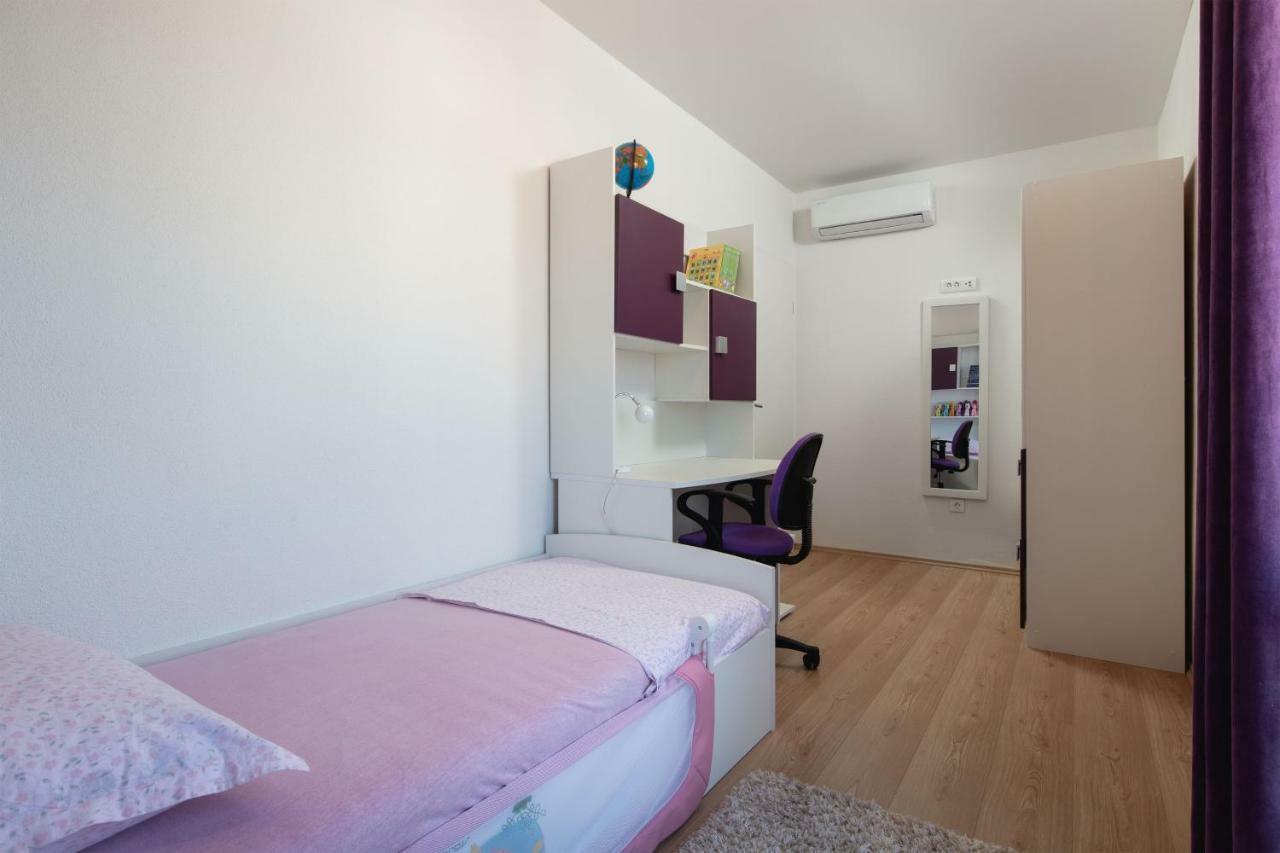 Luxury Apartment Nora Подстрана Экстерьер фото